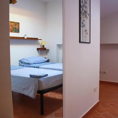 Lodge Casale Di Mistral *