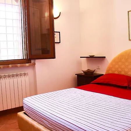 Casale Di Mistral بيت خشبي